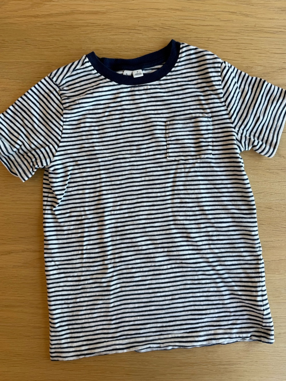 Super Soft Cotton Striped Tshirt (Size 8)
Perfect for back to school!
